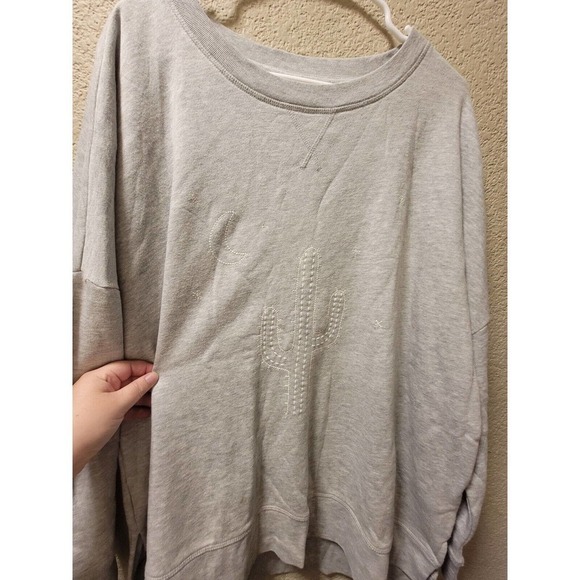 True Craft Light Gray Sweatshirt With Embroidered Cactus And Moon Size 2X - Picture 2 of 5